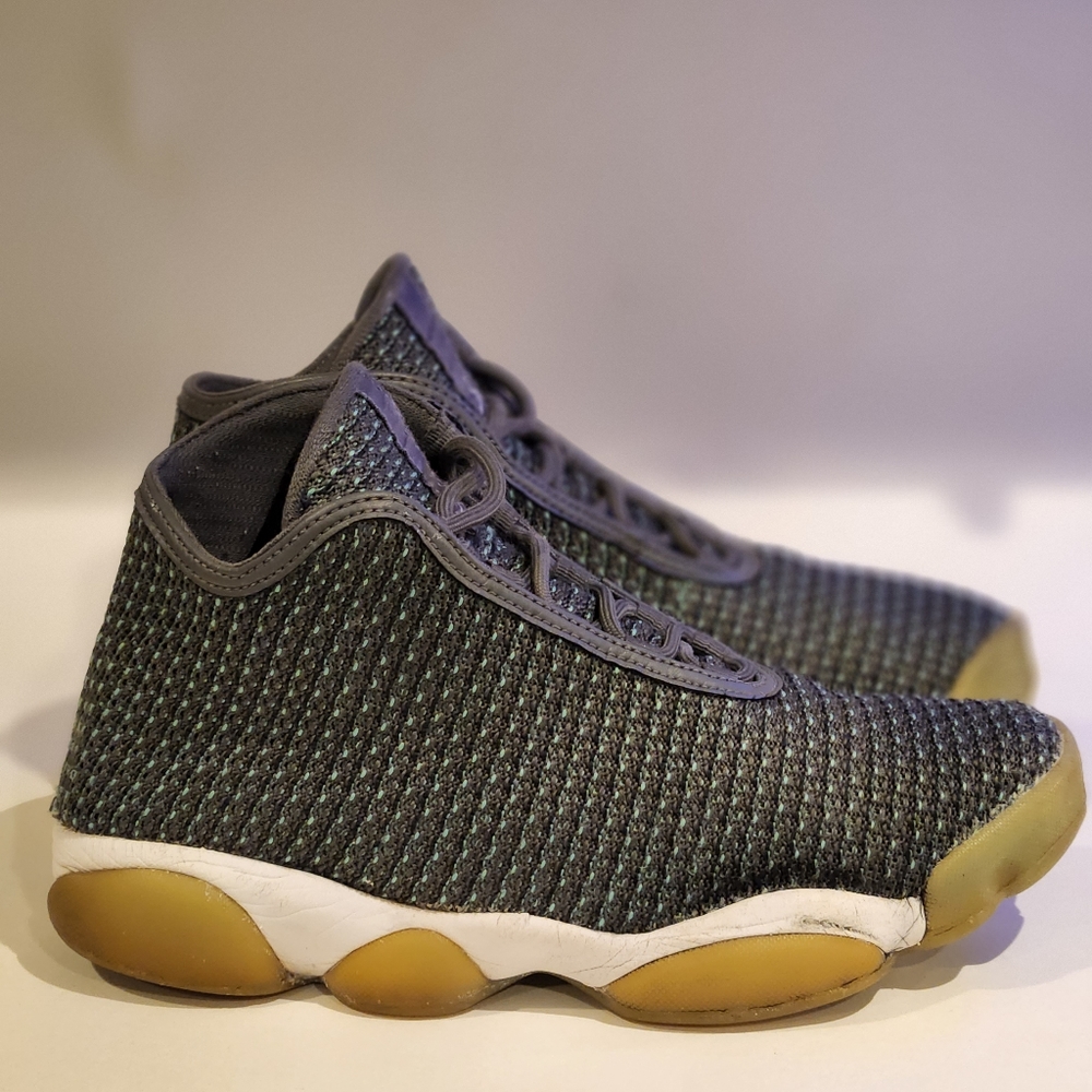 Nike Jordan Horizon Basketball Sneakers Men's Size 7.5 Anthracite (823581-004).